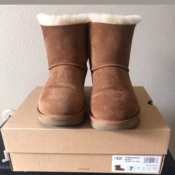 UGG Shoes - Ugg womens Mini Bailey Bow II